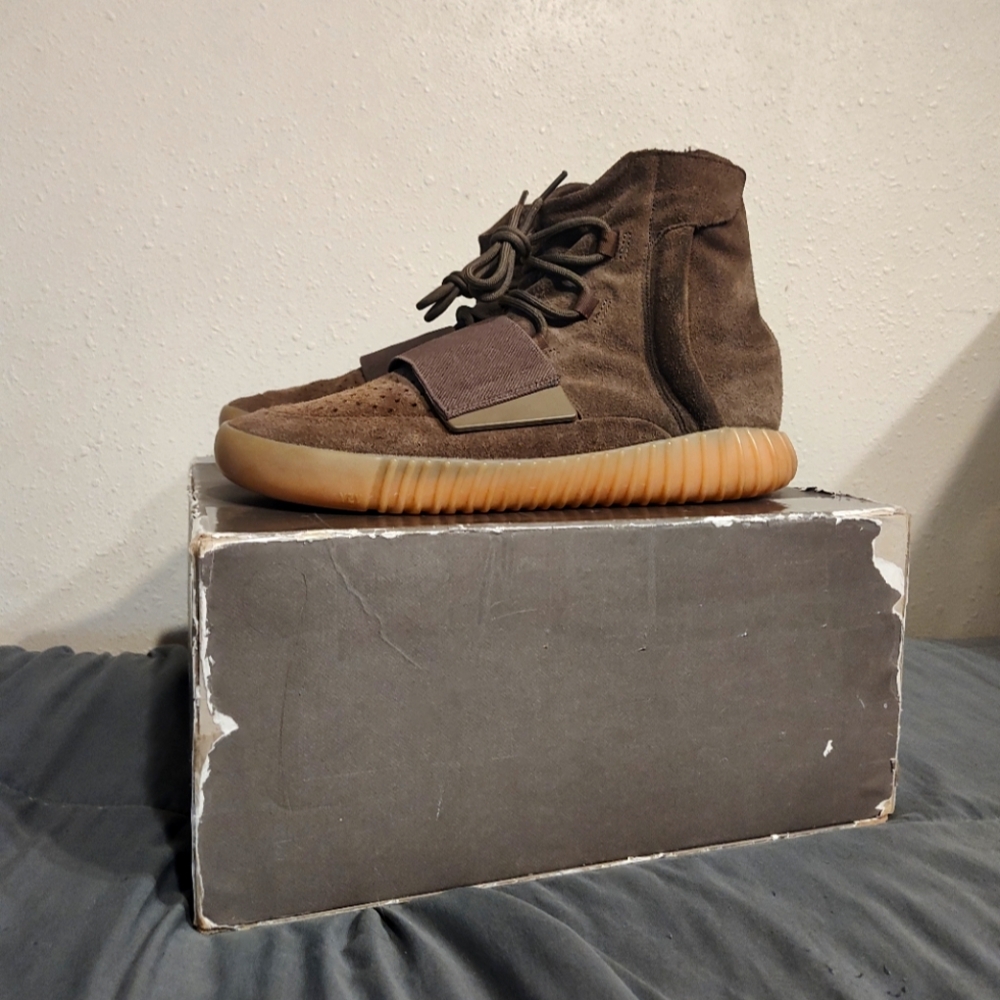 Adidas Yeezy 750 Chocolate Size 11